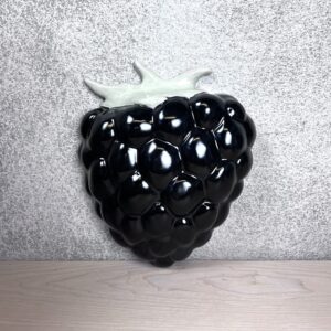 Karhunvatukka seinäveistos II
