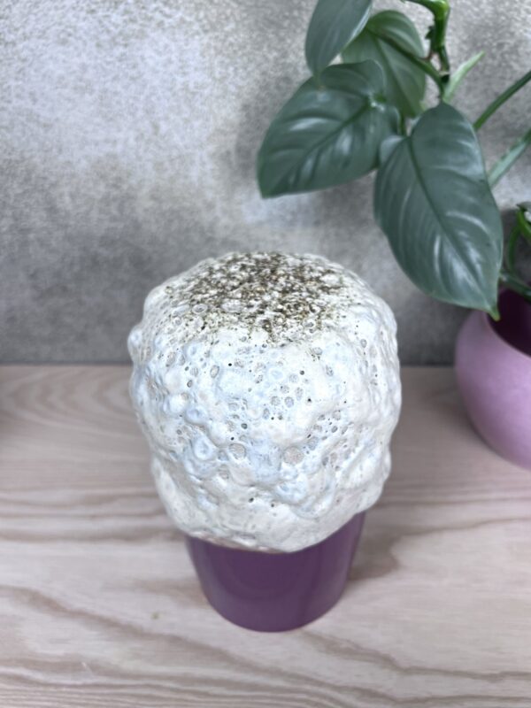 Marshmallowed sculpture - Image 4