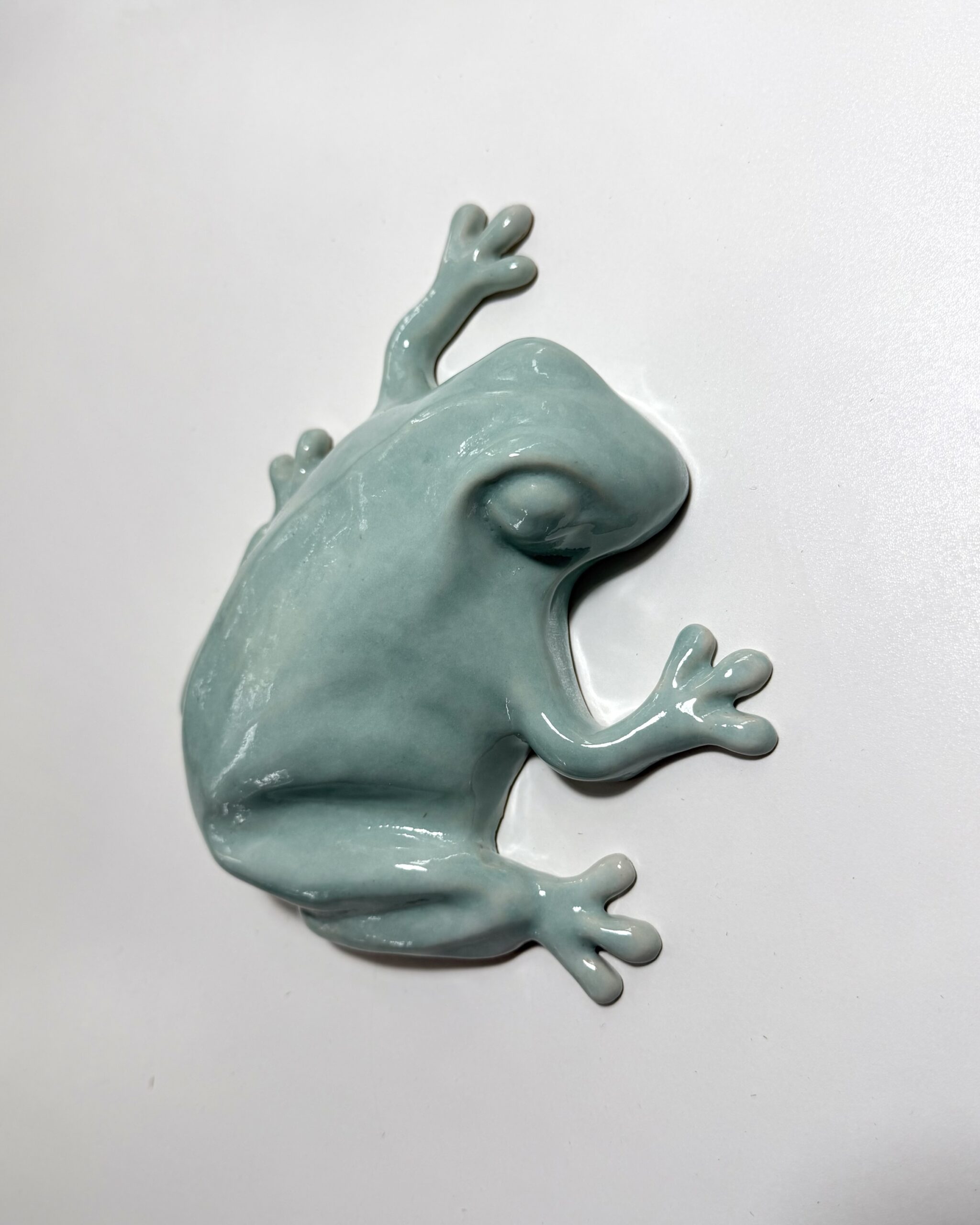 The Frog -wall sculpture, mint - Image 2