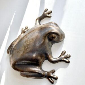 The Frog -wall sculpture, Golden-Bronze