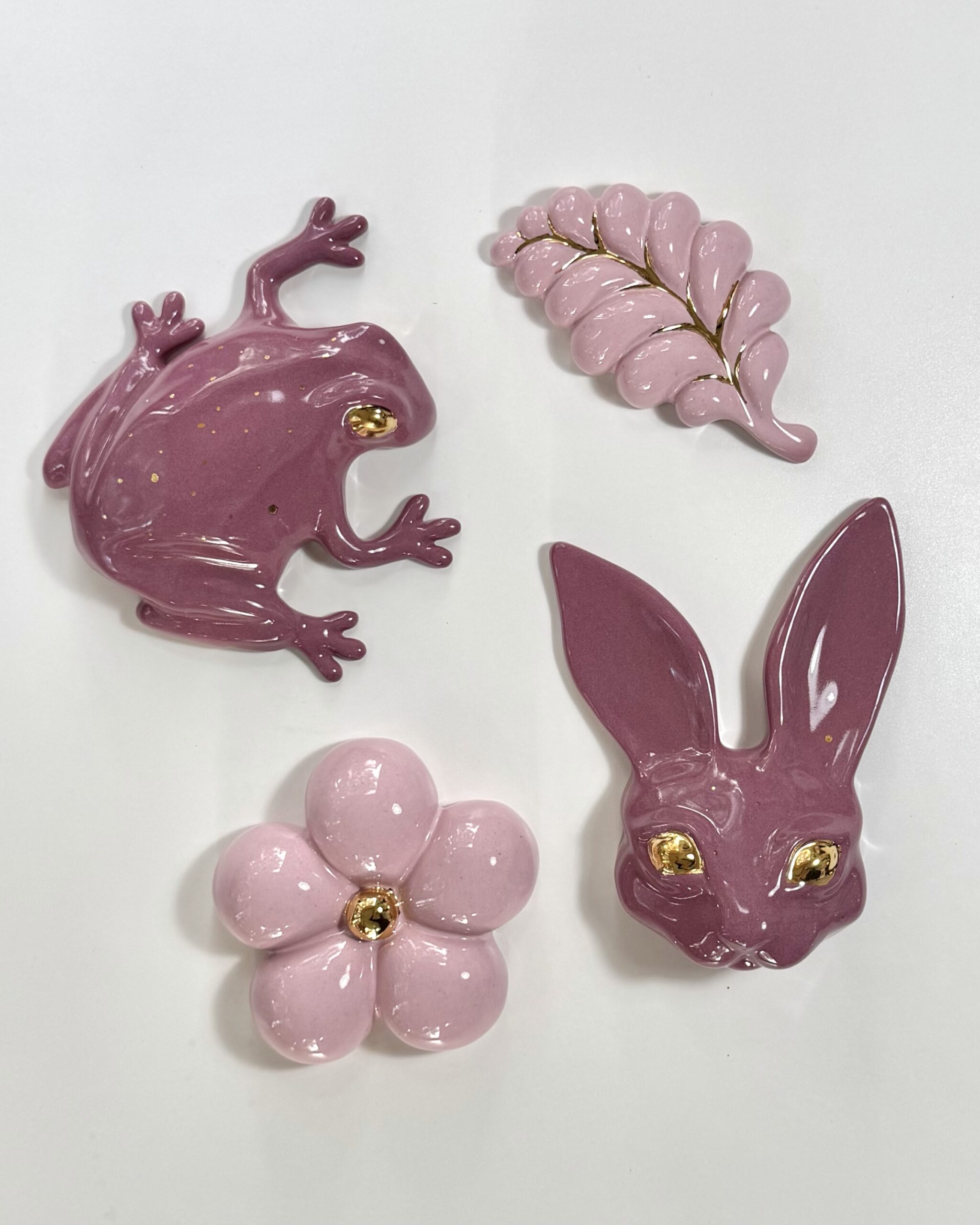 Jänö Kultasilmä -wall sculpture, Raspberry - Image 4