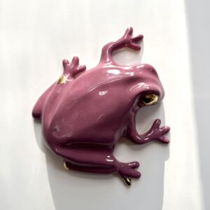 The Frog -wall sculpture, Raspberry